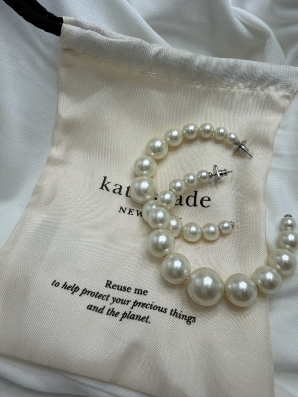 Kate spade Pearl Hoop Earrings in White and Silver #305